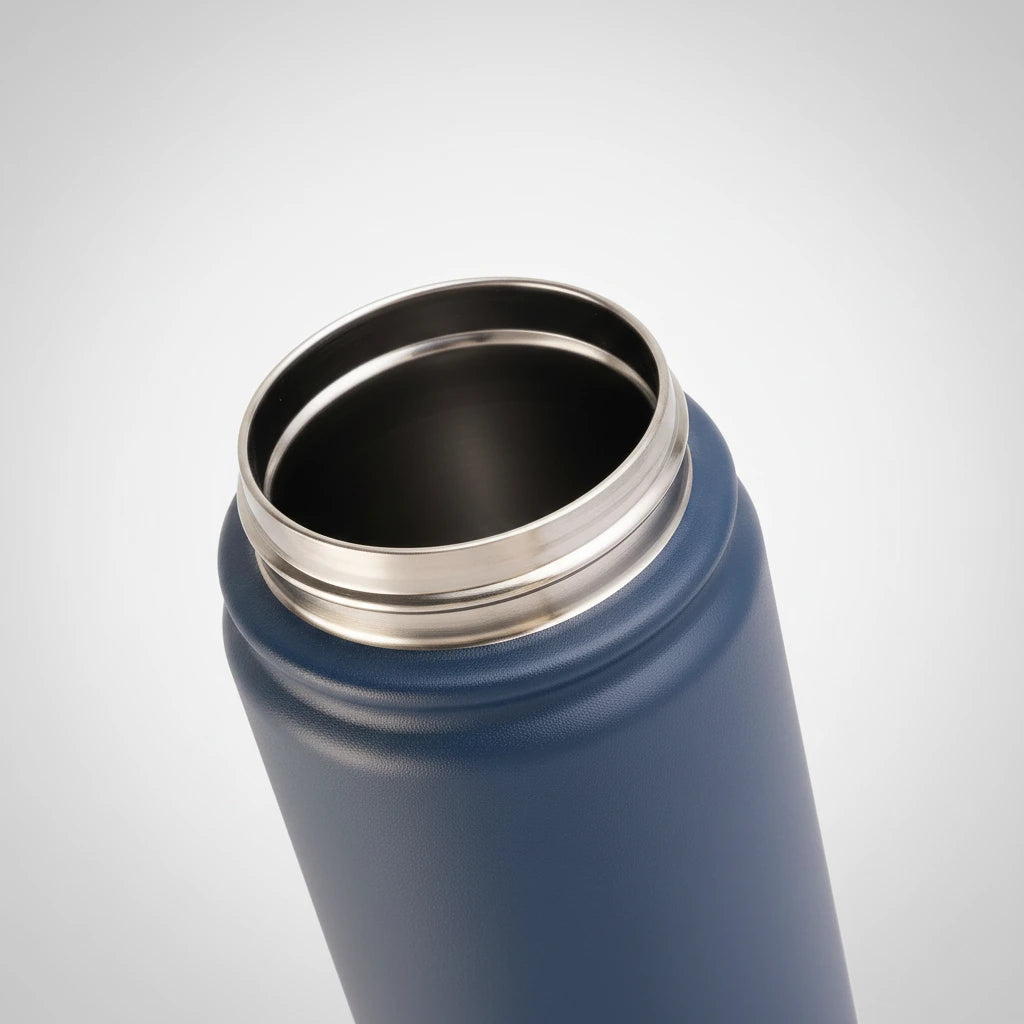 Gourde isotherme 530 ml noire avec poignée pliable – bouteille en acier inox double paroi.