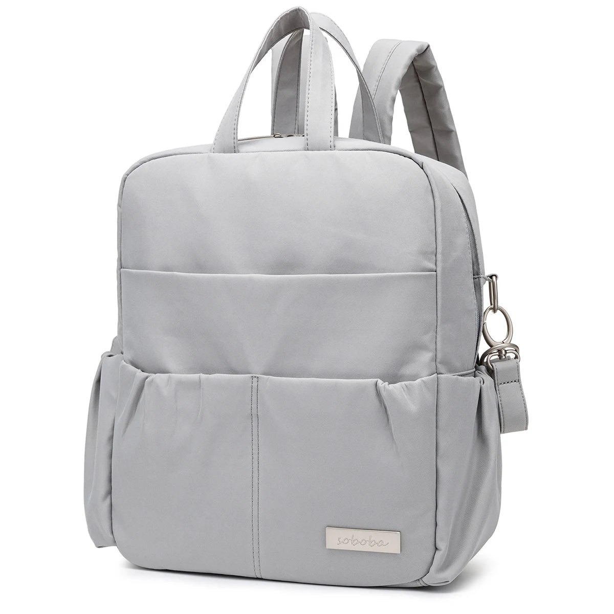 Vue intérieure du sac CarryGo bien organisé avec accessoires pour bébé