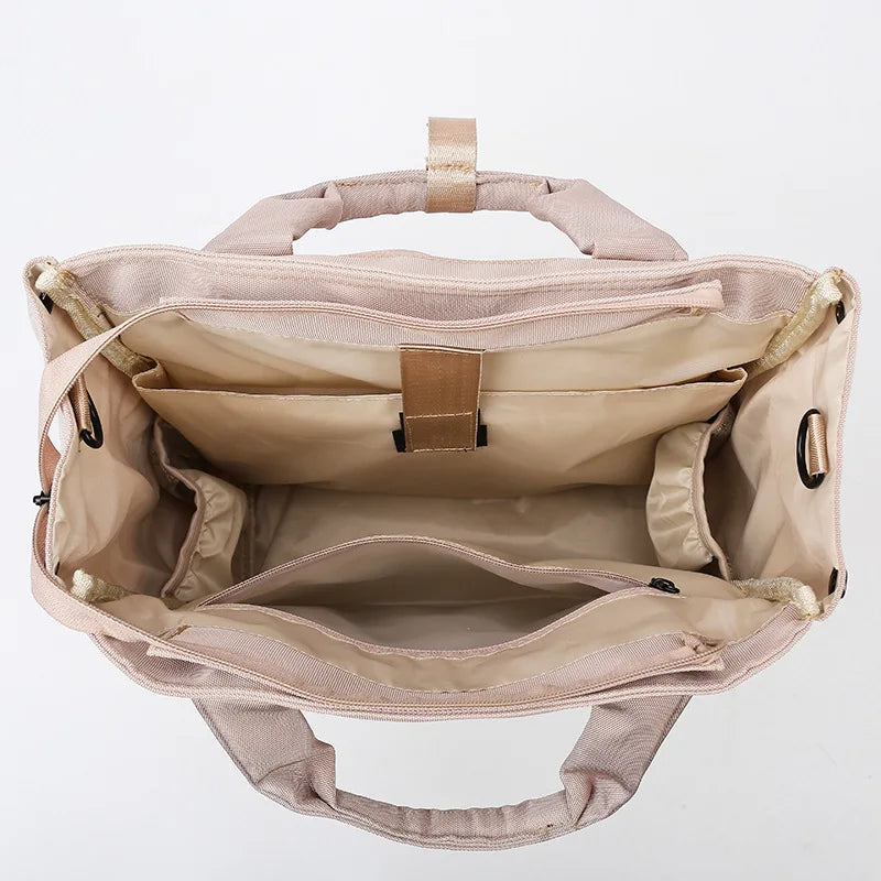 Compartiment linge mouillé ou couches sales, pratique et séparé