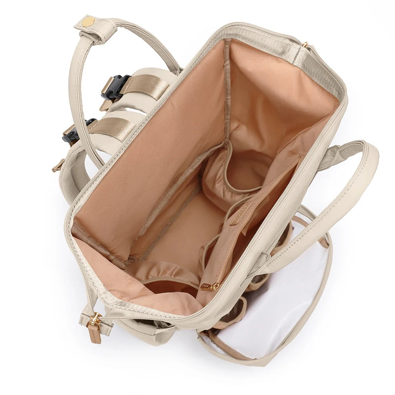 Détail de la fermeture éclair résistante du sac à langer Nyla