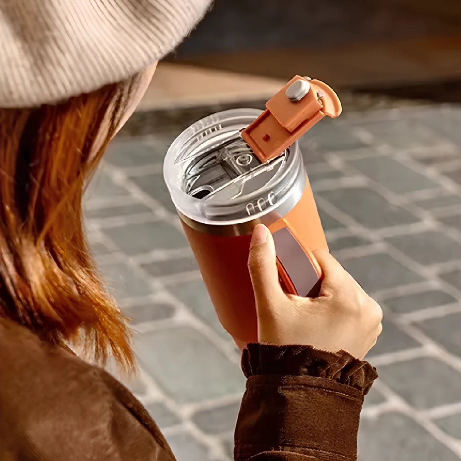 Découvrez le goblet nomade alliant grande capacité et design élégant, conçu pour accompagner votre quotidien avec style et durabilité.