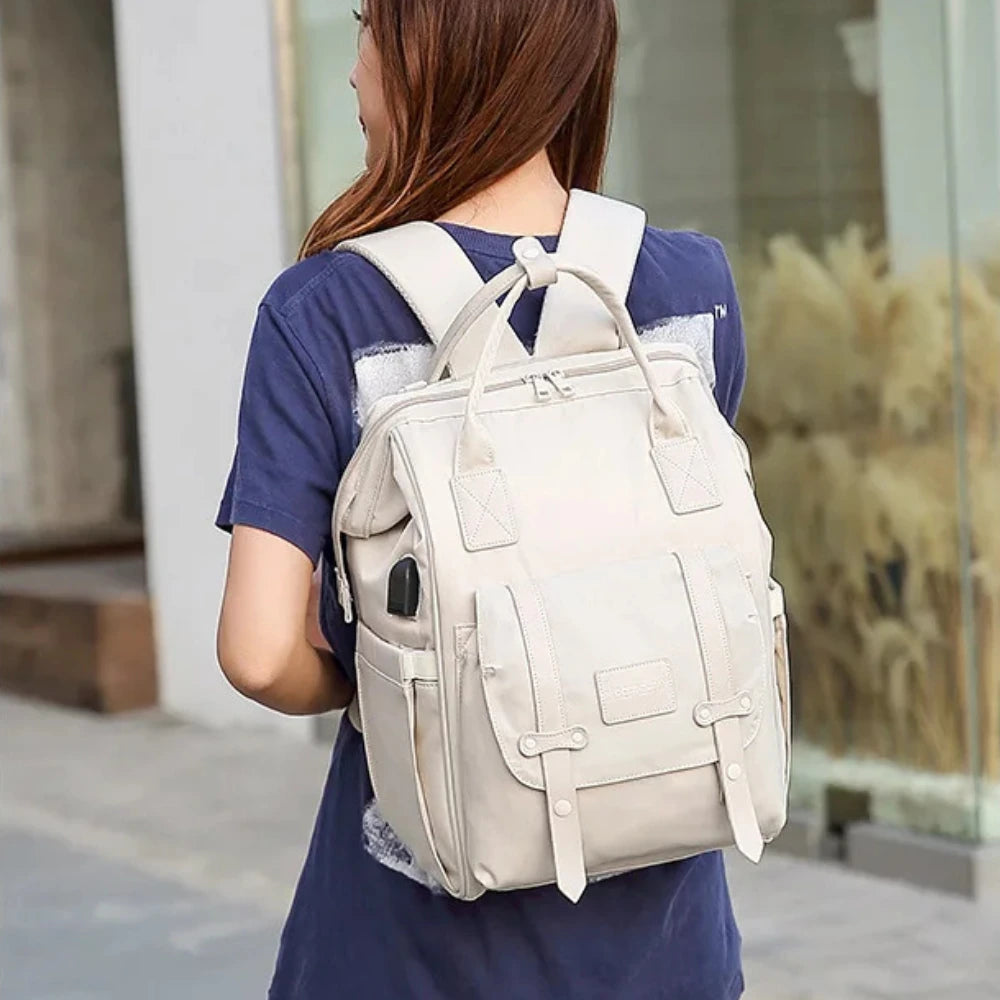 sac à langer bébé léger et pratique avec crochets poussette