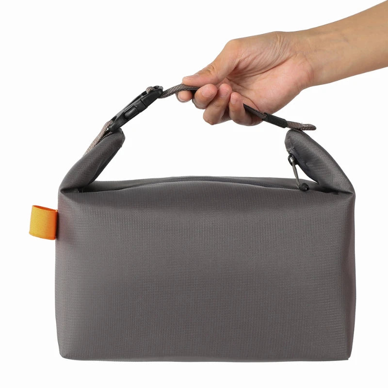 NomadBox enroulé, parfait pour les pauses déjeuner sur le pouce

