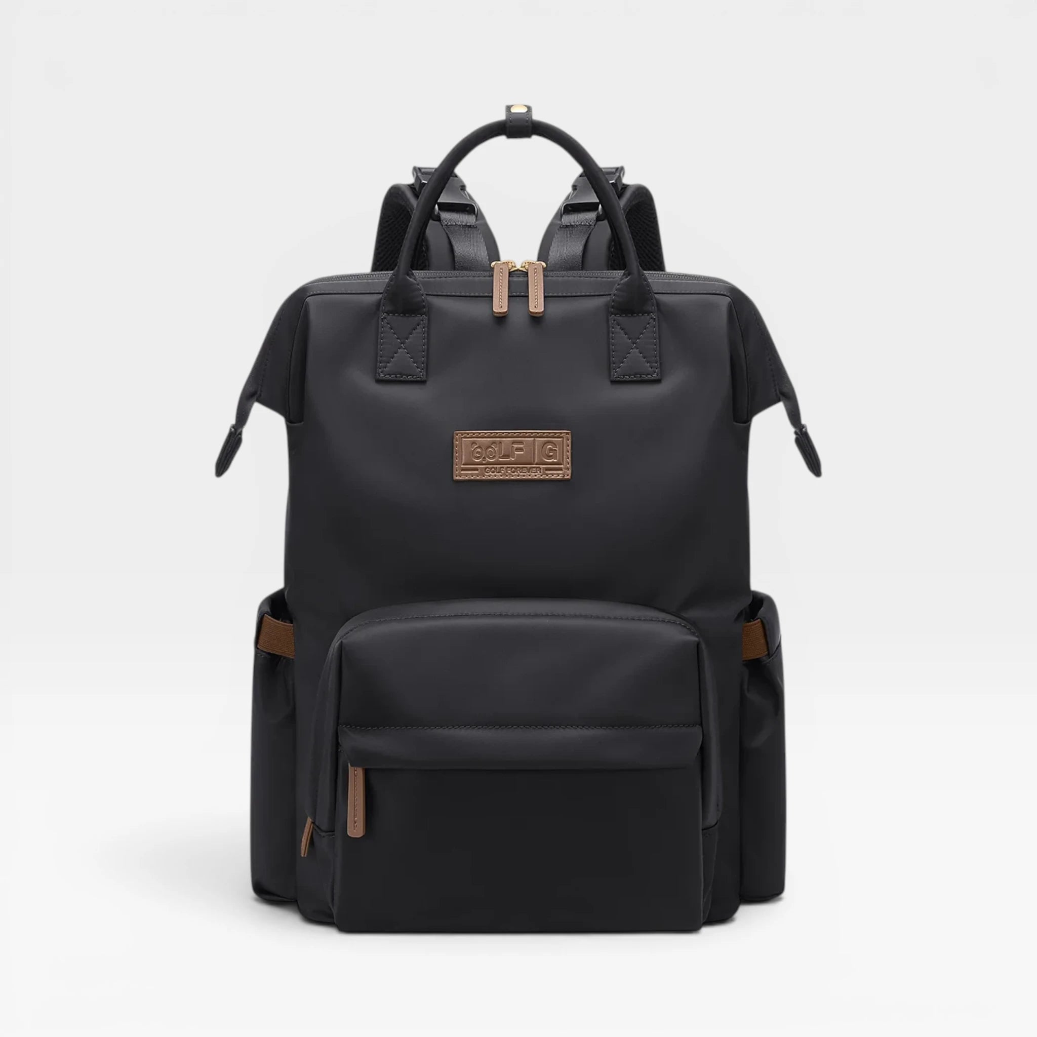 Sac à dos à langer noir Nyla 15 litres, le bagage maternité idéal alliant style et efficacité.