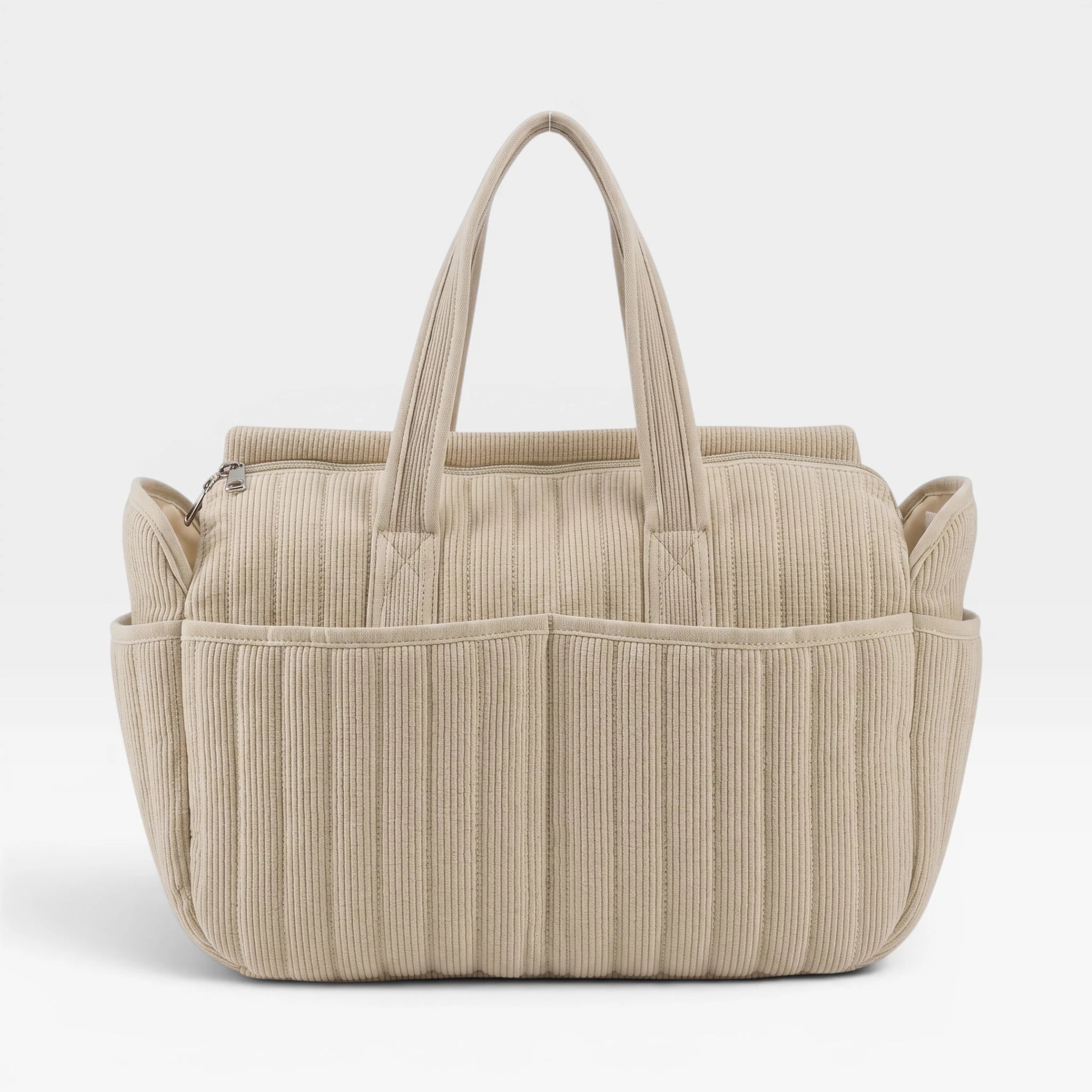 Le sac à langer CozyTote est une excellente idée de cadeau de naissance offrant sérénité et style aux nouveaux parents.
