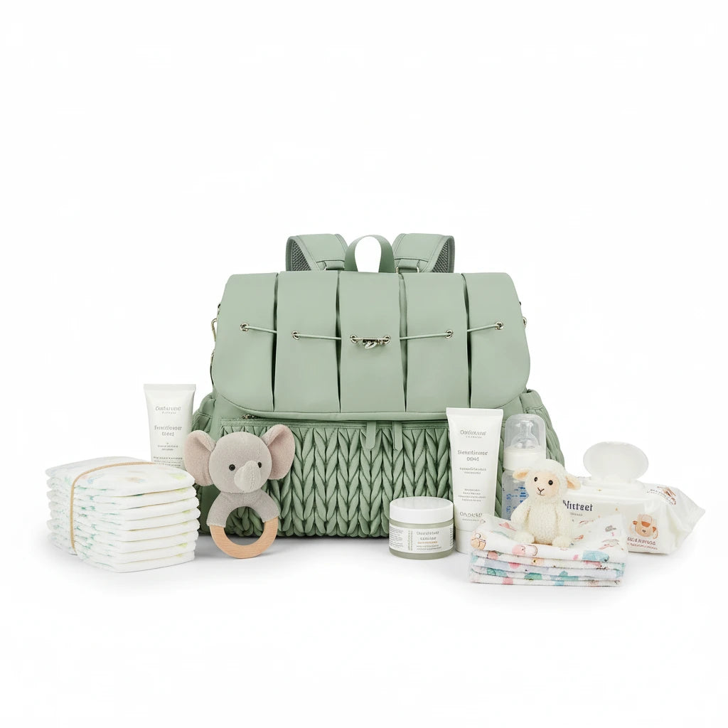 Sac à langer SereniBag matelassé brodé en polyester premium, design élégant et fonctionnel pour parents actifs.